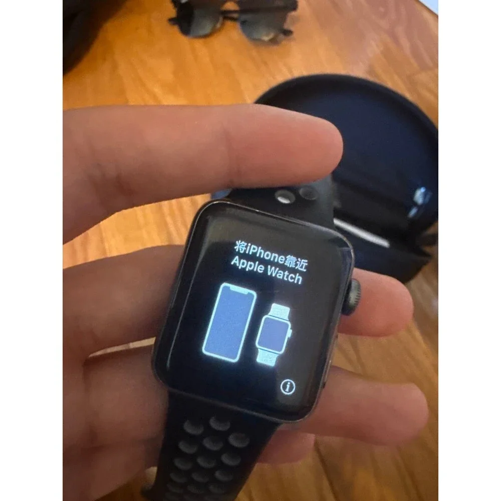 Nike Apple Watch Series 2 38mm aluminum case black
